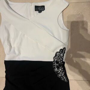 Alex Evenings One Shoulder Black and White Dress